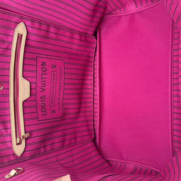 LOUIS VUITTON · Monogram Neverfull GM with Pivoine Interior - Picture 11 of 11